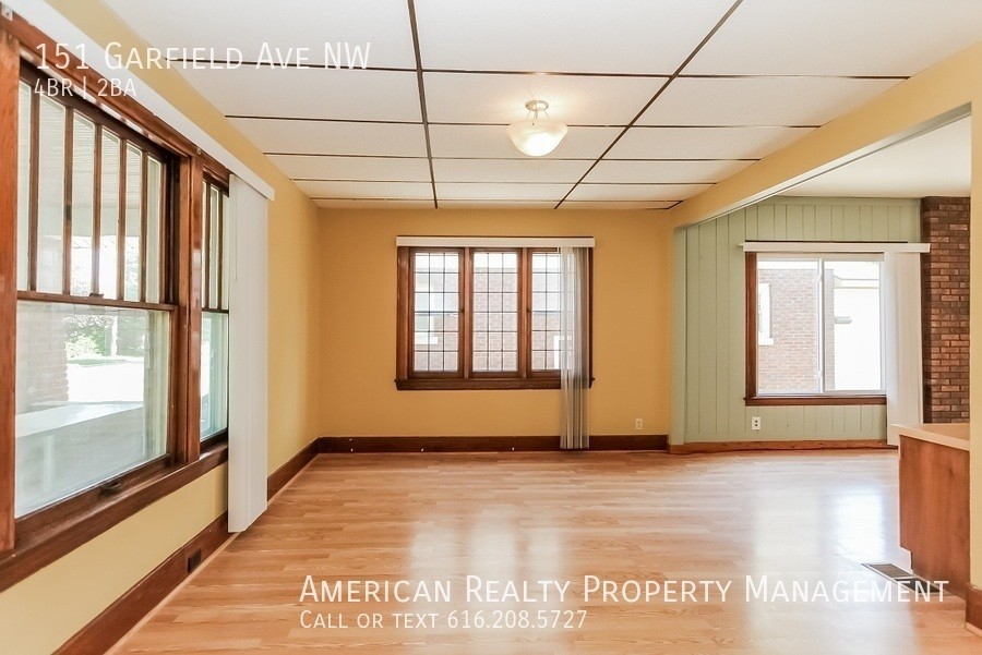 151 Garfield Ave Nw - Photo 6 of 19