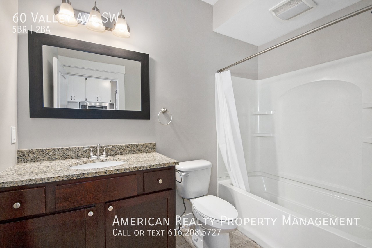 60 Valley Ave Sw - Photo 7 of 19