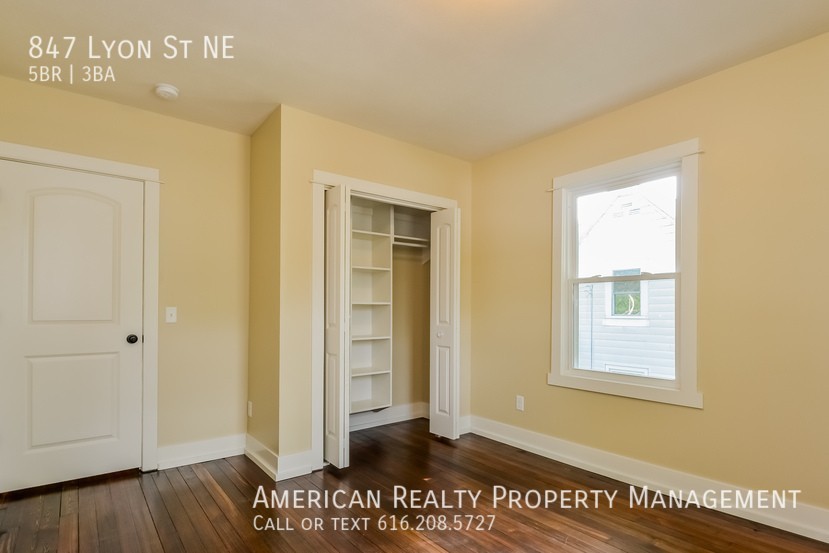 847 Lyon St Ne - Photo 7 of 20