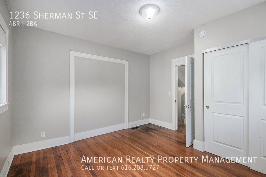 1236 Sherman St Se - Photo 7 of 18