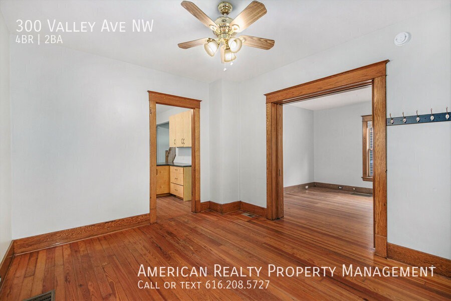 300 Valley Ave Nw - Photo 4 of 19
