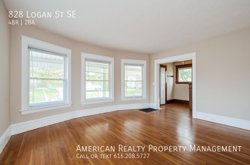 828 Logan St Se - Photo 5 of 19