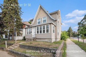 featured image of 1223 Wealthy St Se