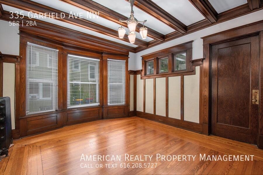 335 Garfield Ave Nw - Photo 7 of 22