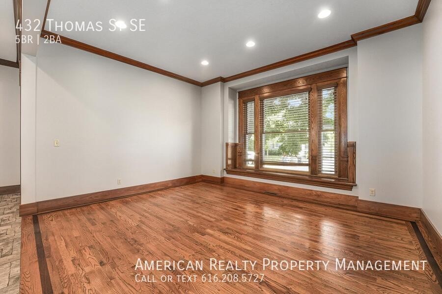 432 Thomas St Se - Photo 7 of 18