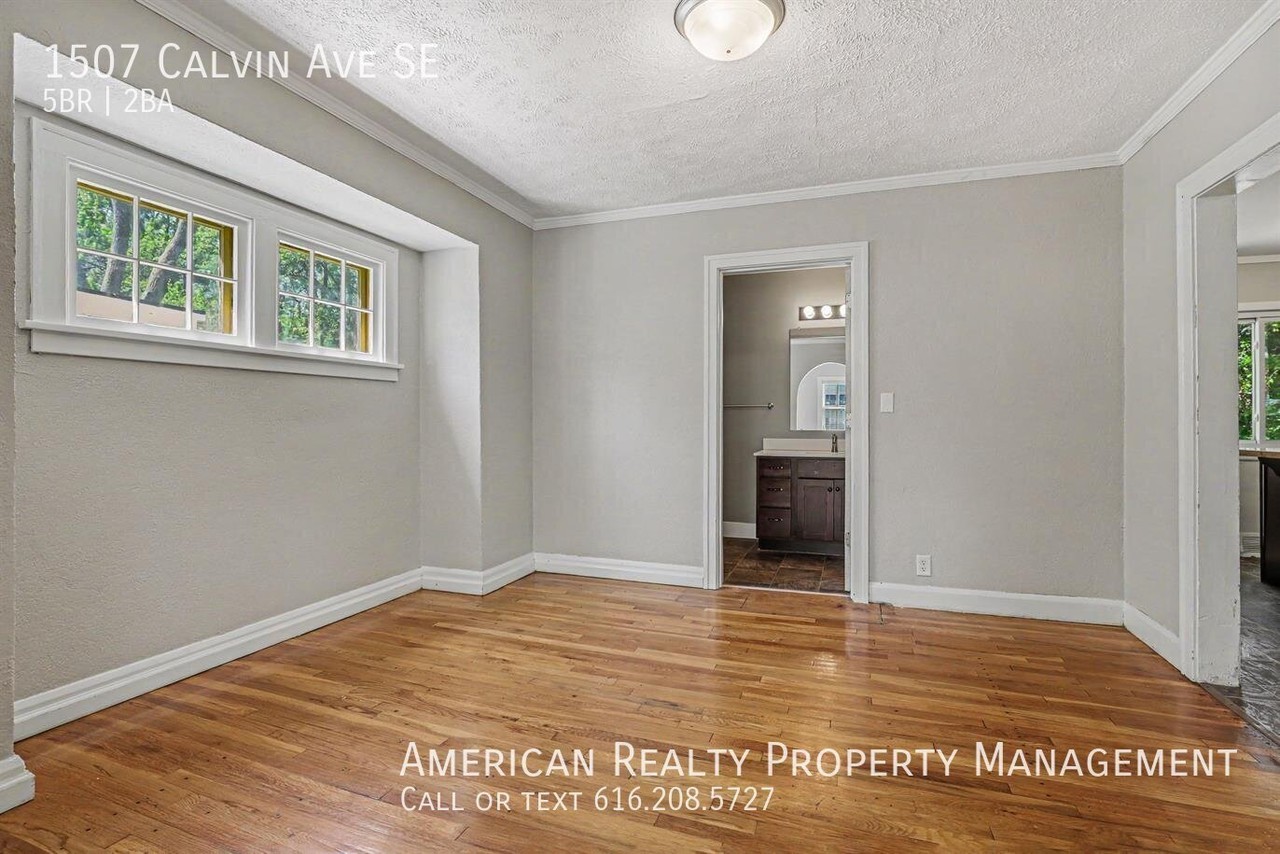 1507 Calvin Ave Se - Photo 5 of 18