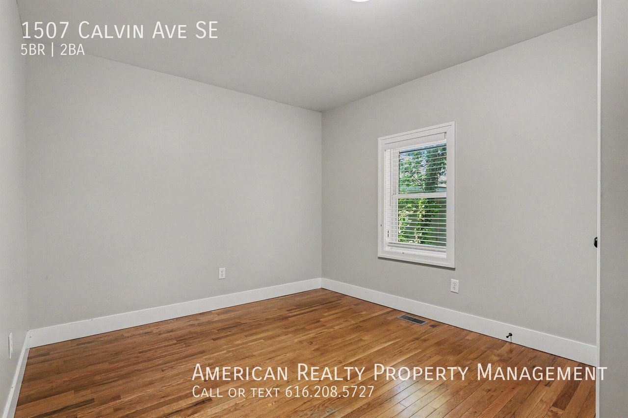 1507 Calvin Ave Se - Photo 7 of 18