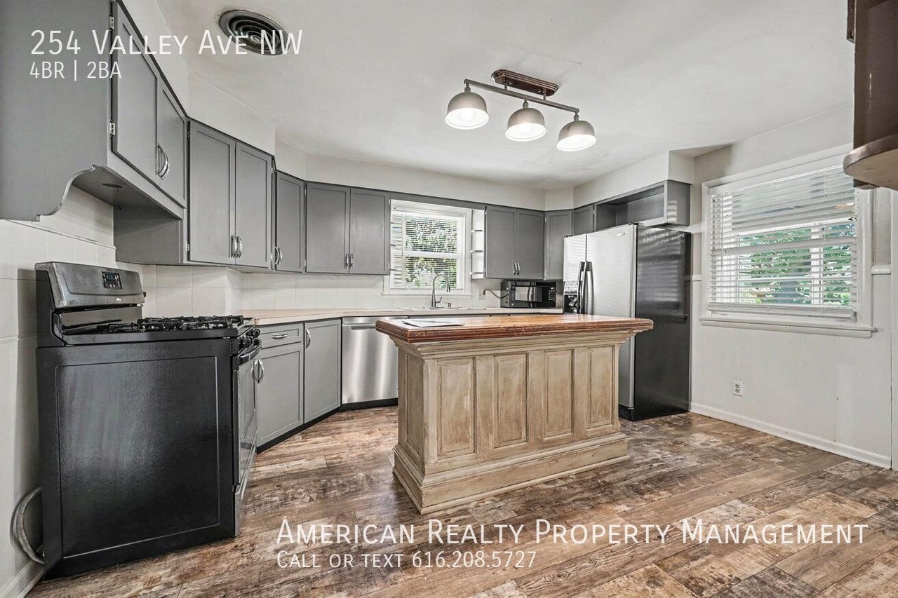 254 Valley Ave Nw - Photo 5 of 21
