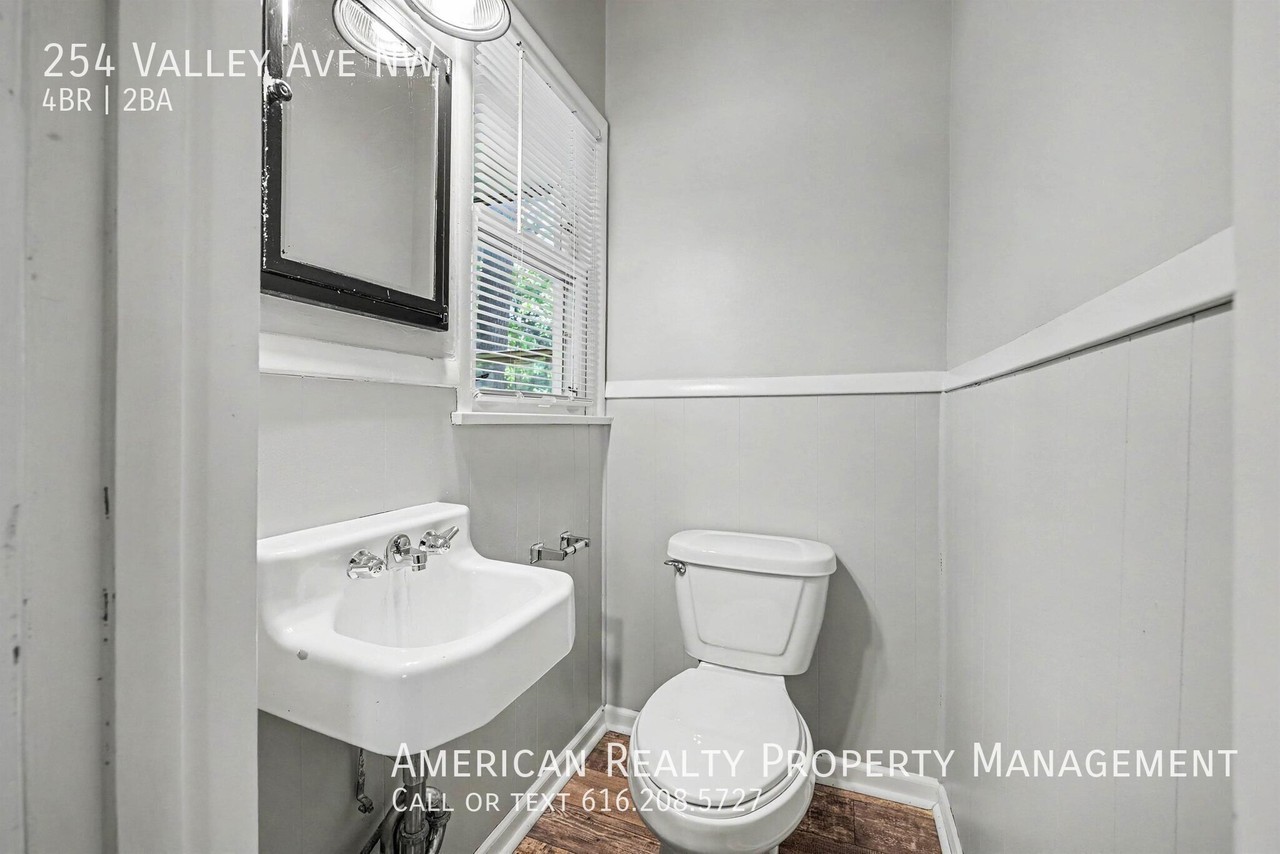 254 Valley Ave Nw - Photo 6 of 21
