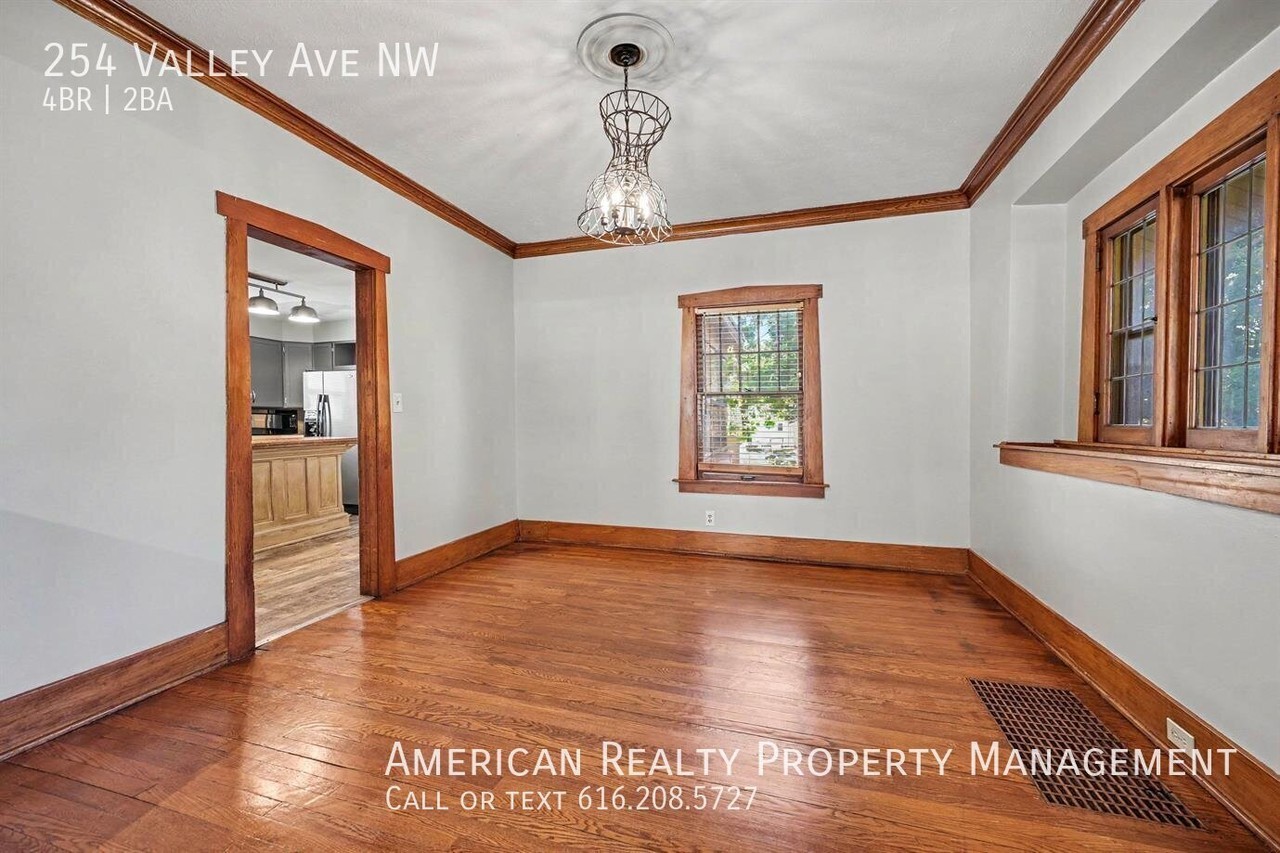 254 Valley Ave Nw - Photo 7 of 21