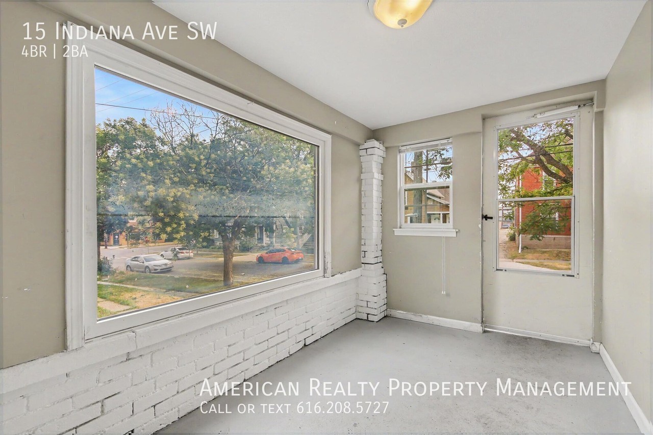 15 Indiana Ave Sw - Photo 2 of 19