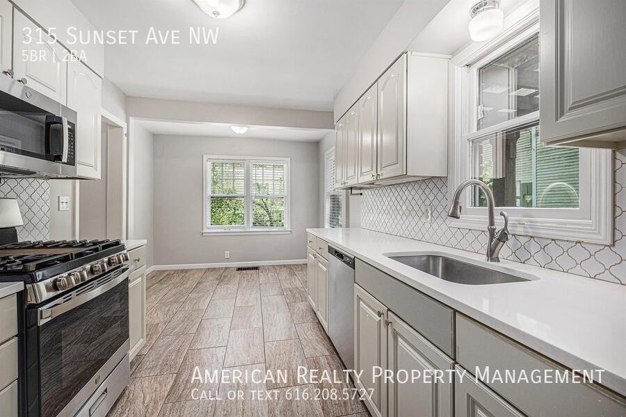 315 Sunset Ave Nw - Photo 4 of 21