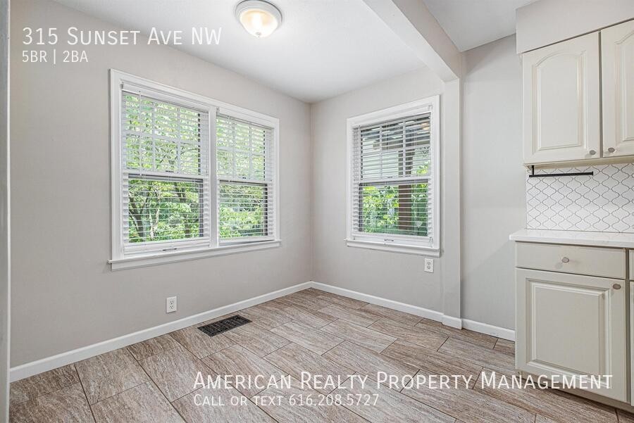 315 Sunset Ave Nw - Photo 6 of 21