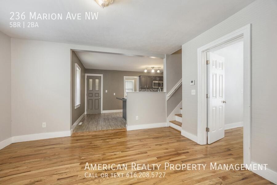 236 Marion Ave Nw - Photo 5 of 17