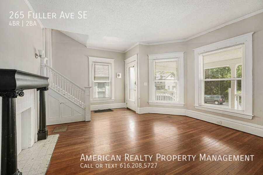 265 Fuller Ave Se - Photo 2 of 19