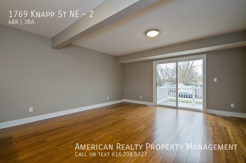 1769 Knapp St Ne #2 - Photo 7 of 20