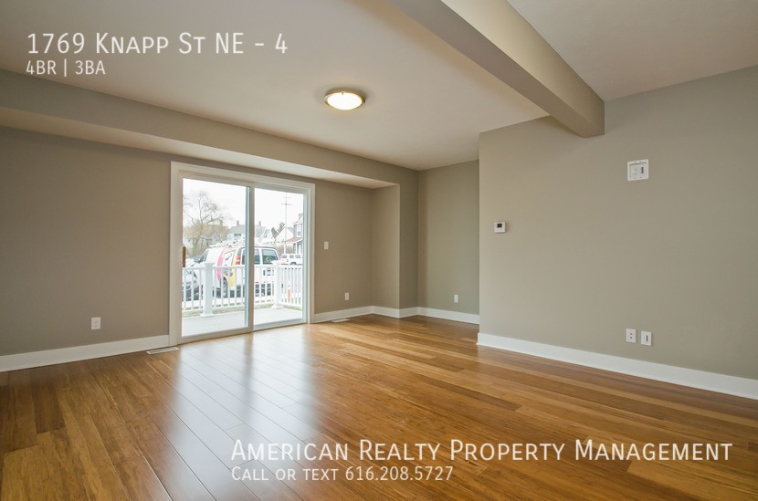1769 Knapp St Ne #4 - Photo 7 of 20