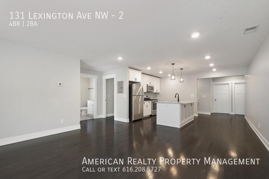 131 Lexington Ave Nw #2 - Photo 2 of 15