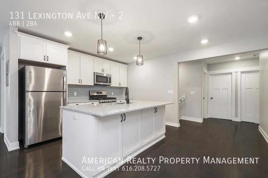131 Lexington Ave Nw #2 - Photo 4 of 15