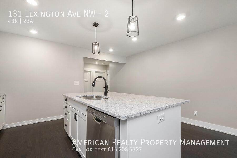 131 Lexington Ave Nw #2 - Photo 6 of 15