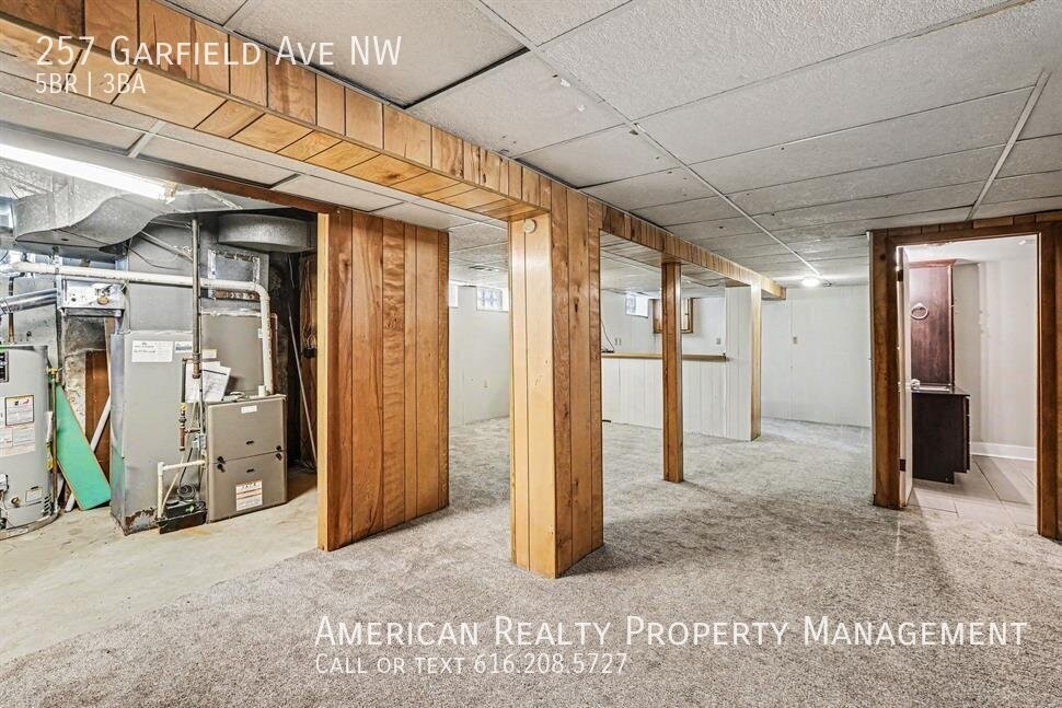 257 Garfield Ave Nw - Photo 7 of 19