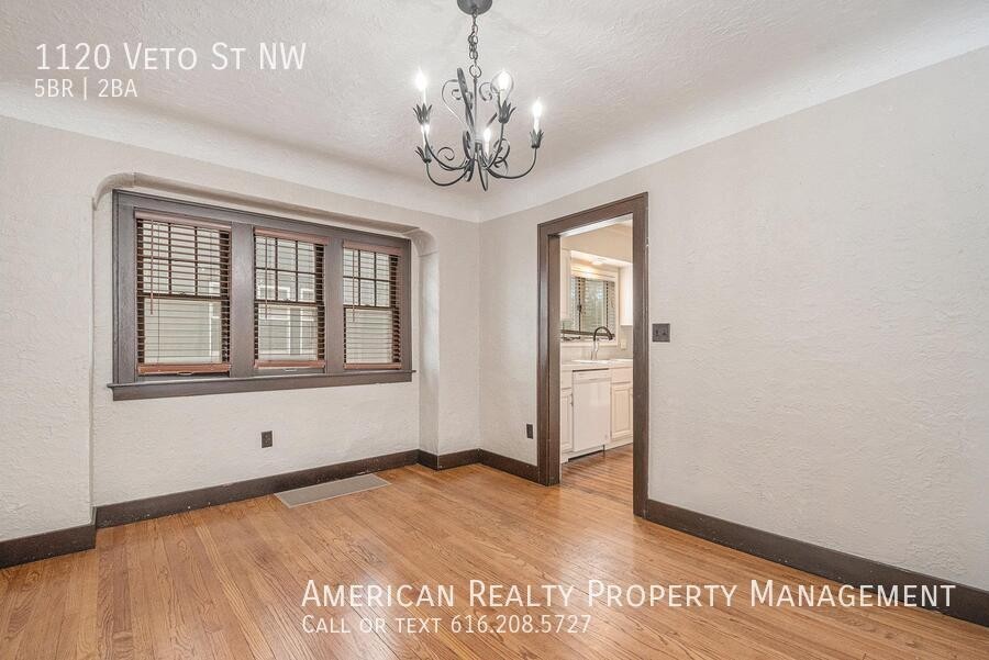 1120 Veto St Nw - Photo 5 of 20