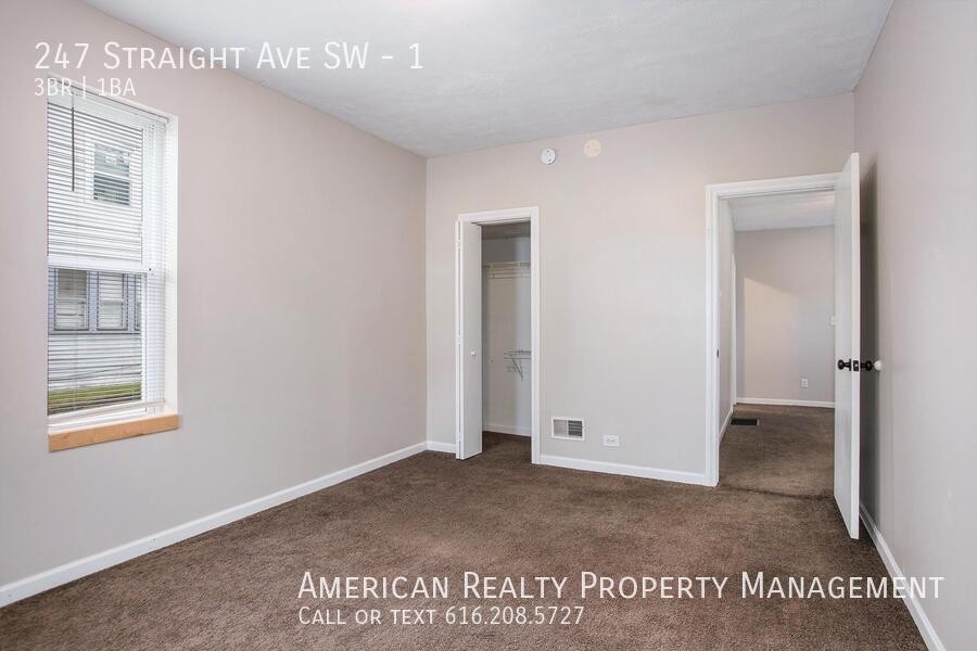 247 Straight Ave Sw #1 - Photo 6 of 14