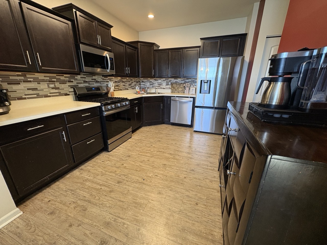 1437 Lighthouse Ln - Photo 7 of 37