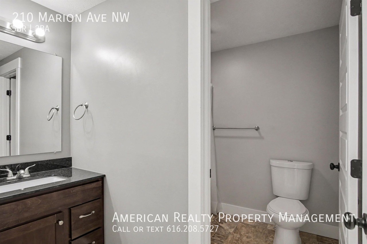 210 Marion Ave Nw - Photo 6 of 17