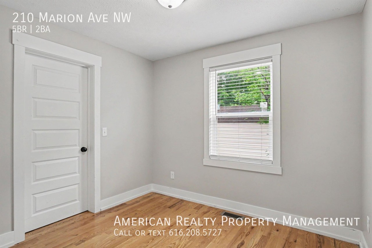 210 Marion Ave Nw - Photo 7 of 17