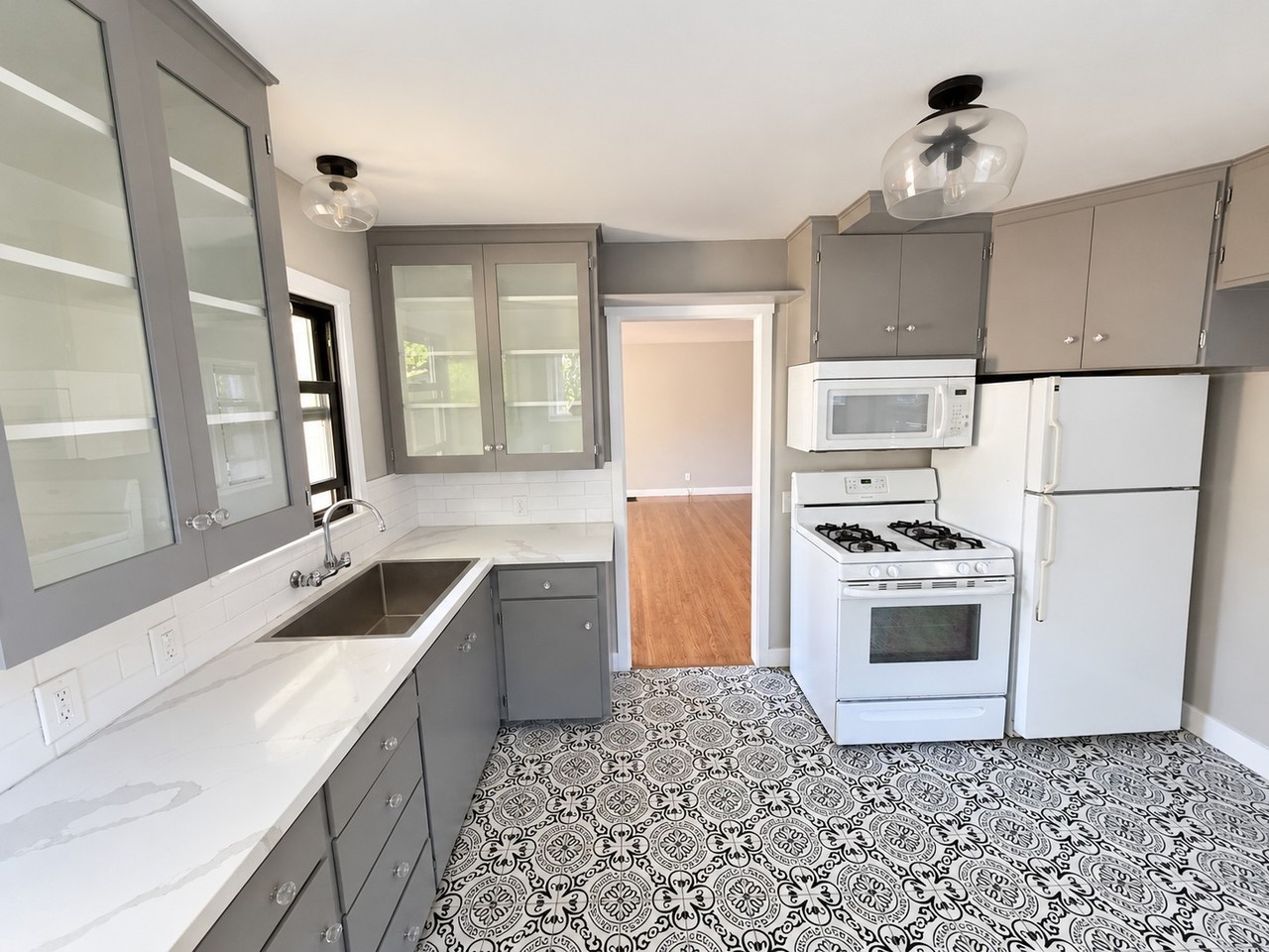 2103 Johnson Ave #NA - Photo 5 of 10