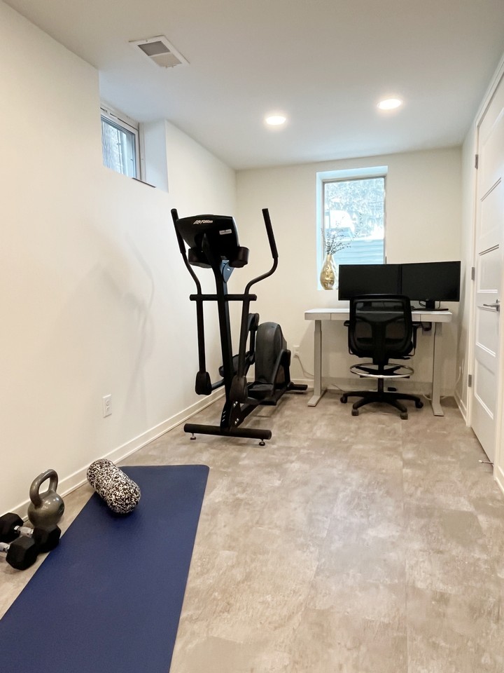 21 Sheridan Ave S #NA - Photo 4 of 12