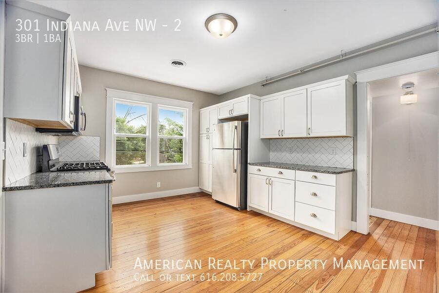 301 Indiana Ave Nw #2 - Photo 6 of 19