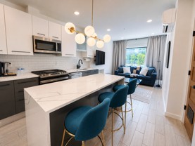 376 Broad St #2B - Photo 1 of 1