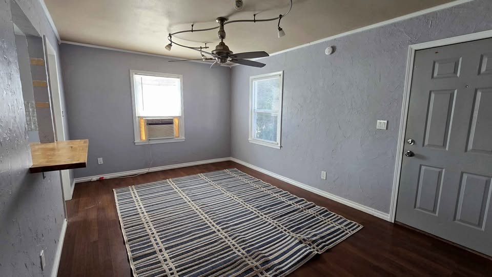 1100 Se 21st St #NA - Photo 3 of 18