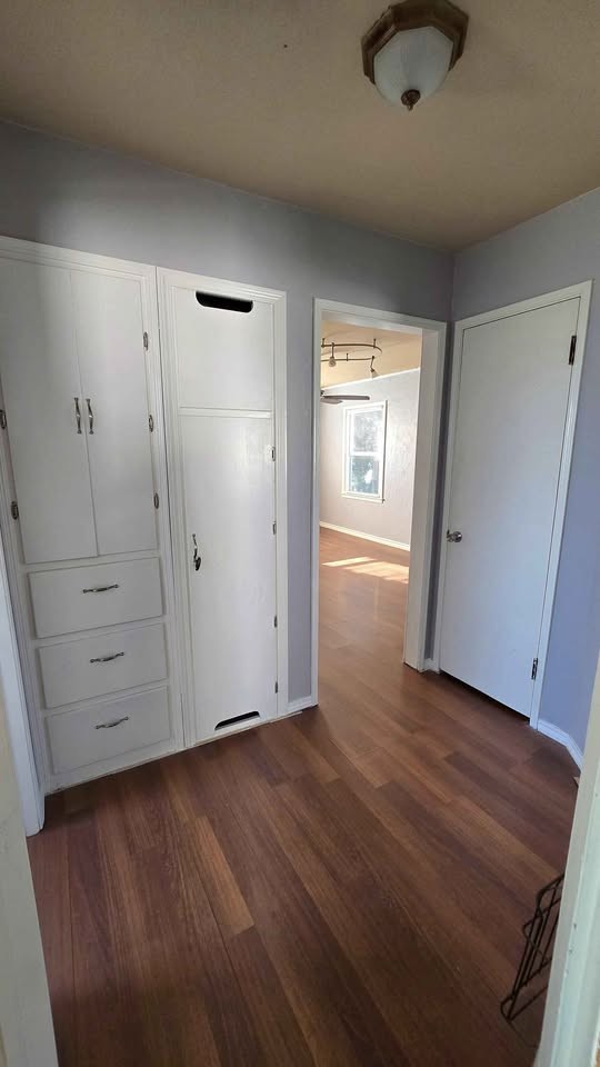1100 Se 21st St #NA - Photo 4 of 18