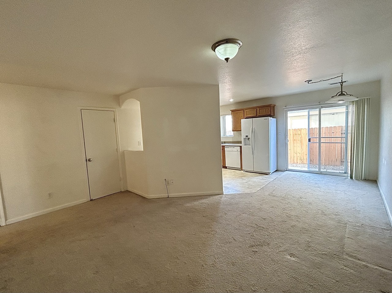 401 Valley Cir #A - Photo 2 of 21