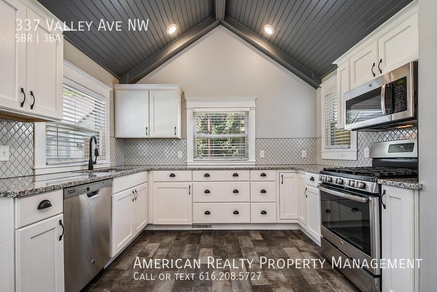 337 Valley Ave Nw - Photo 4 of 21