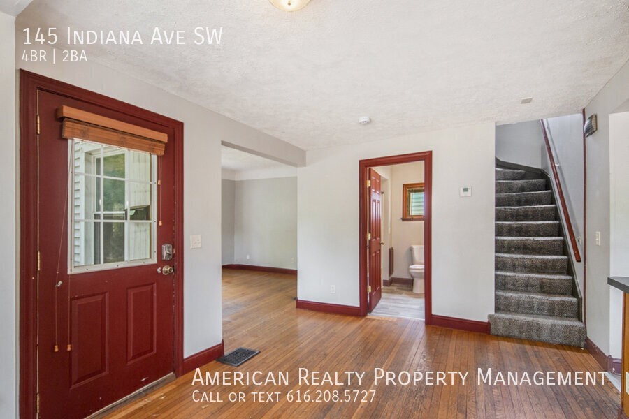145 Indiana Ave Sw - Photo 4 of 18