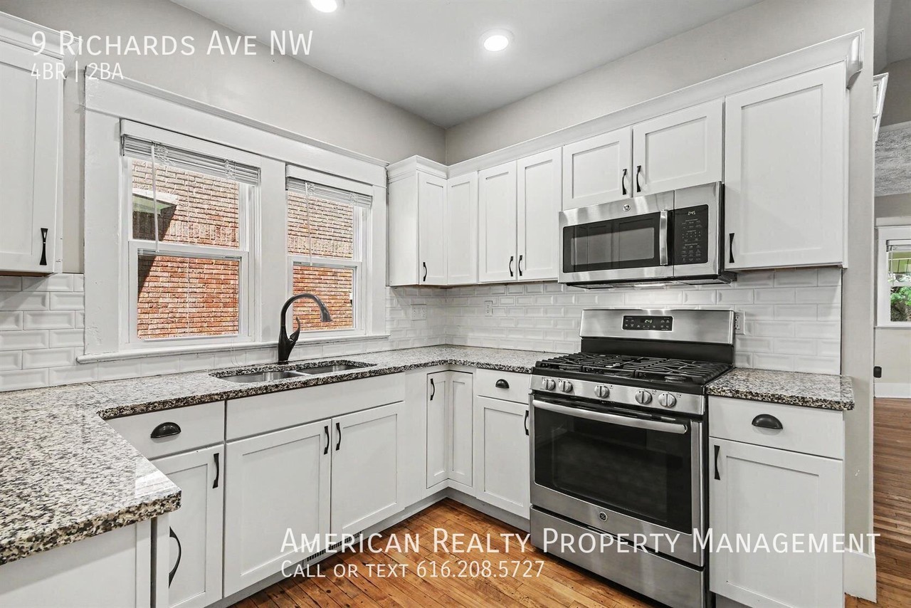 9 Richards Ave Nw - Photo 2 of 18