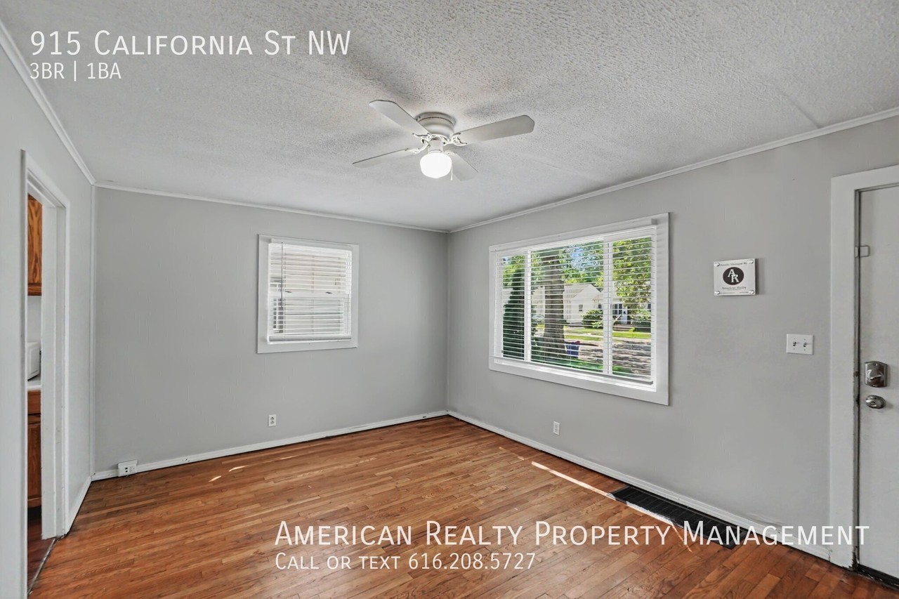 915 California St Nw - Photo 2 of 15