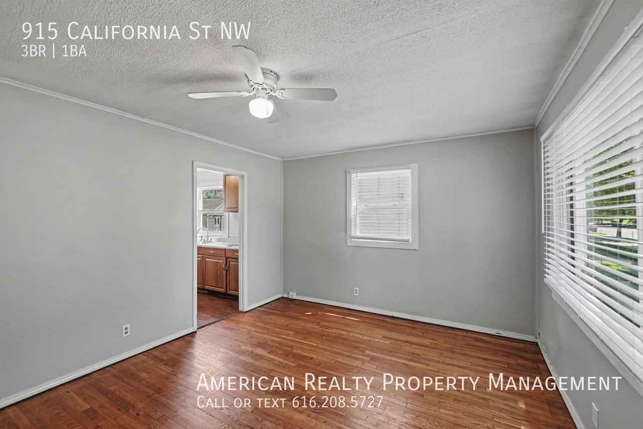915 California St Nw - Photo 6 of 15