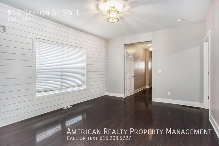 813 Dayton St Sw - Photo 5 of 15