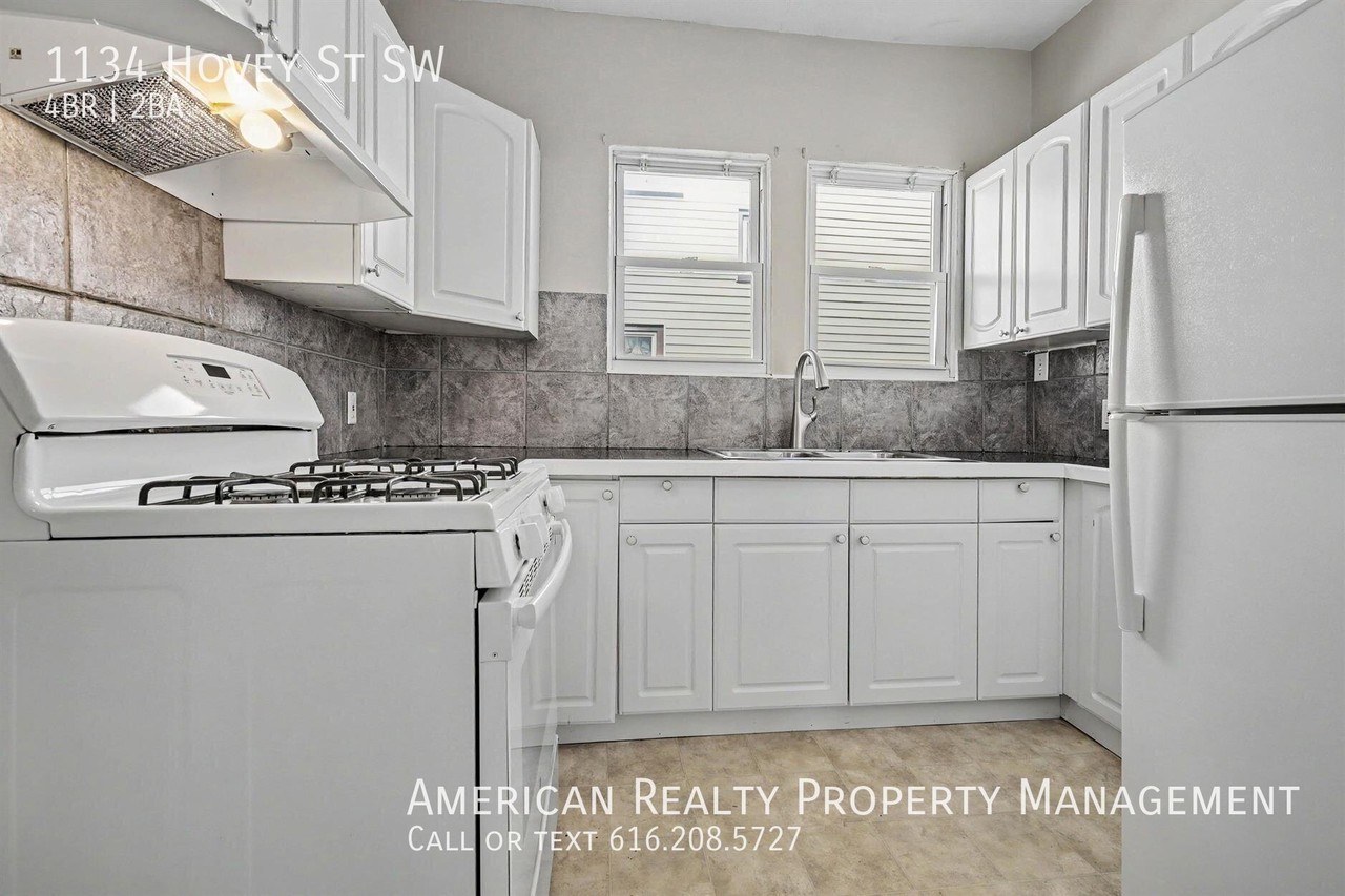 1134 Hovey St Sw - Photo 6 of 18