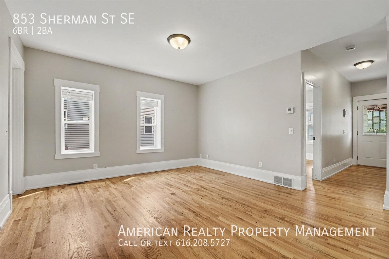 853 Sherman St Se - Photo 5 of 18