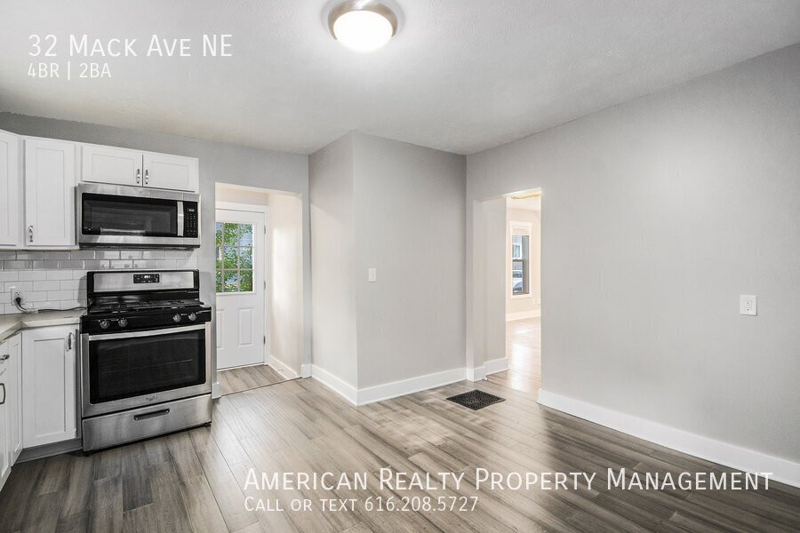 32 Mack Ave Ne - Photo 5 of 18