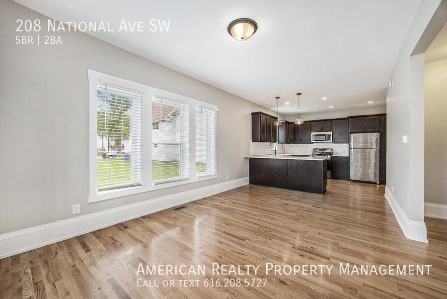 208 National Ave Sw - Photo 2 of 16