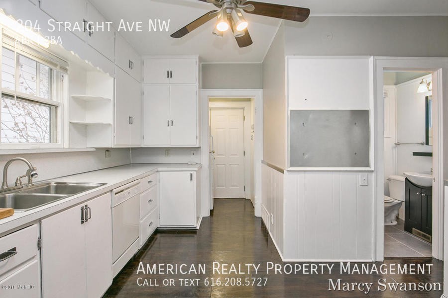 204 Straight Ave Nw - Photo 4 of 19