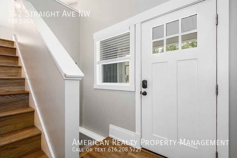 342 Straight Ave Nw - Photo 2 of 19