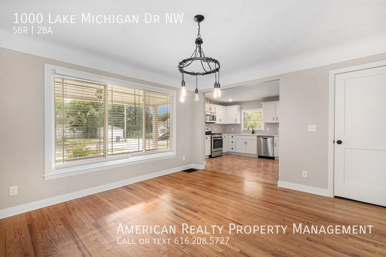 1000 Lake Michigan Dr Nw - Photo 6 of 21